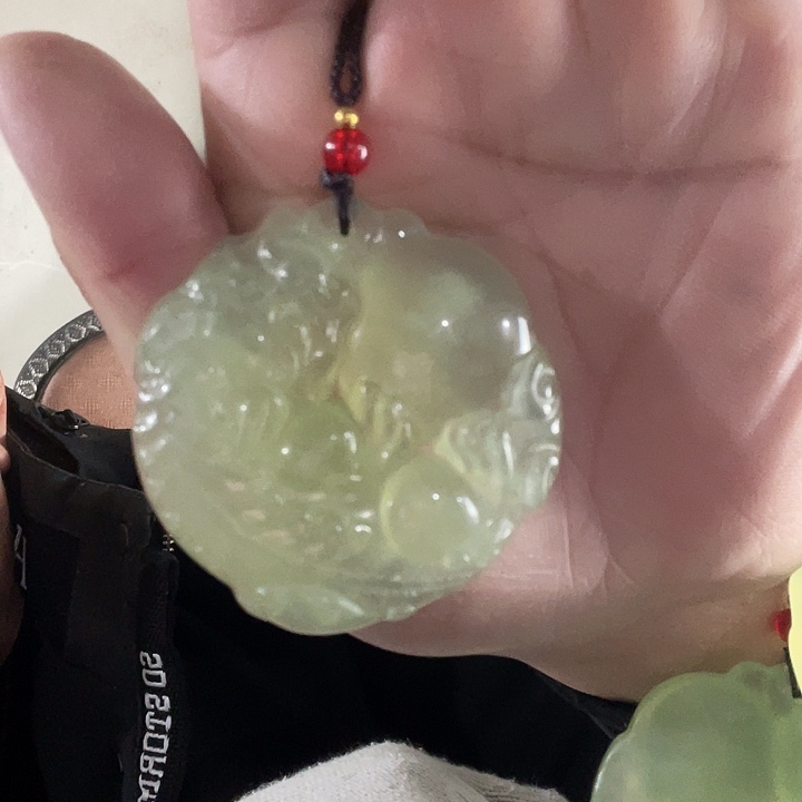 蛇纹石玉未镶嵌珠宝奇石