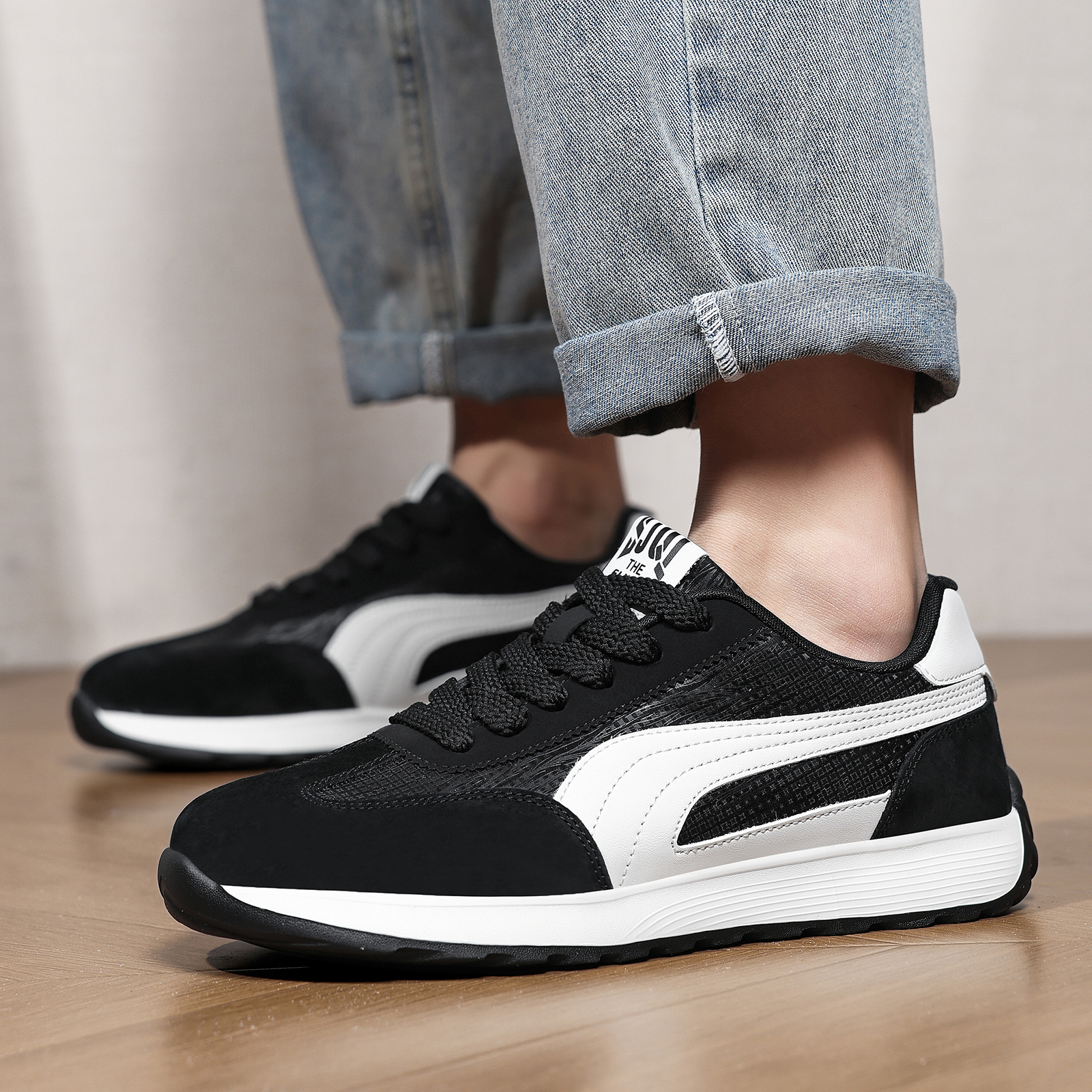 新款阿甘鞋皮面网面加绒轻便时尚舒适超轻软底潮鞋男鞋