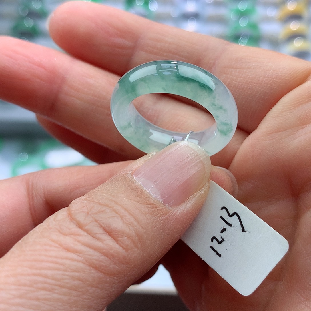 翡翠戒指未镶嵌12-13号