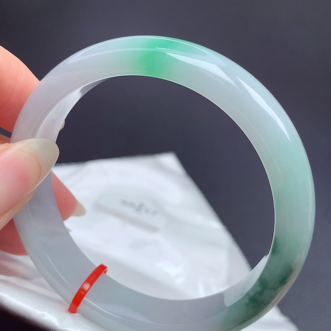 翡翠未镶嵌手镯54.6圈口