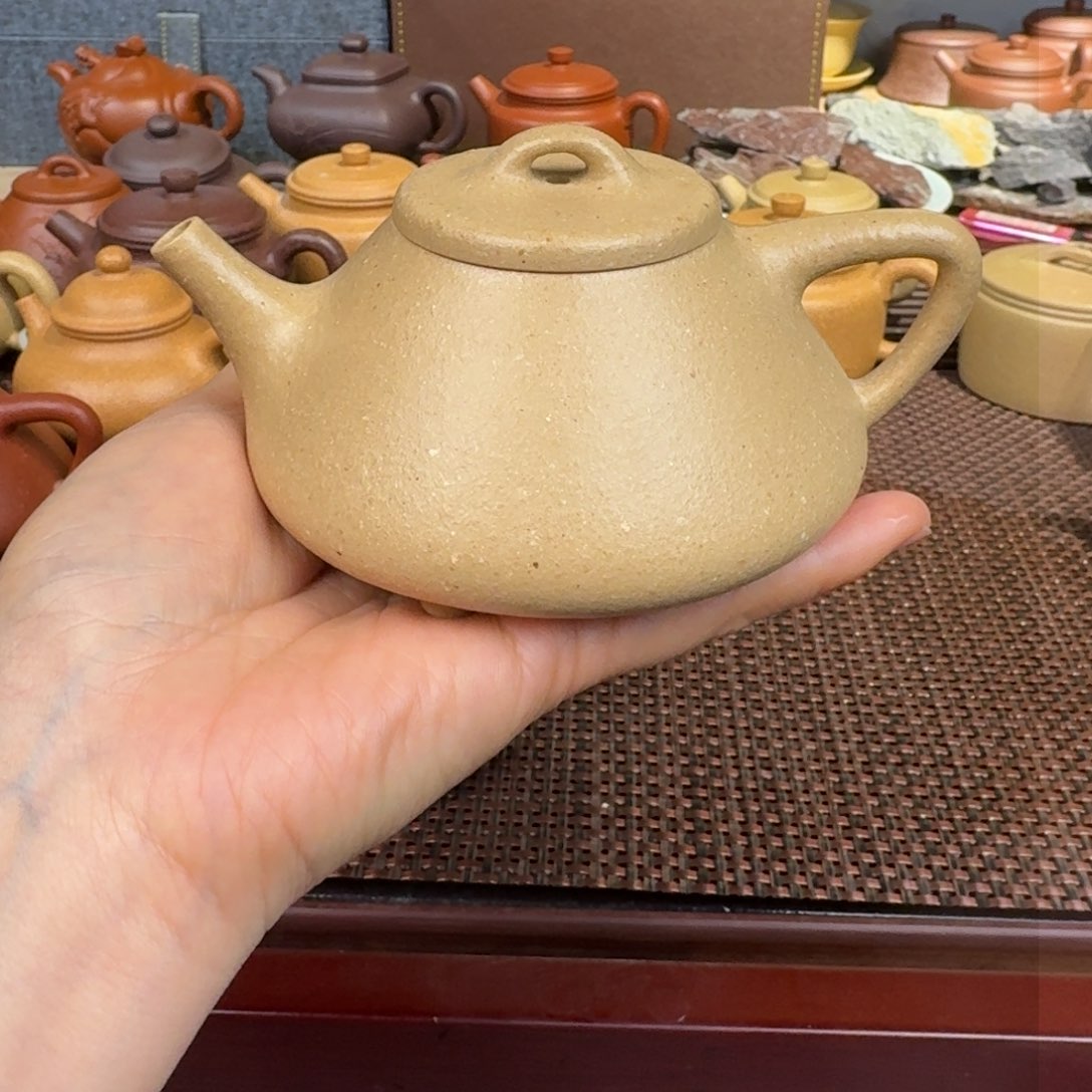 本山绿泥茶壶梨皮200毫升左右