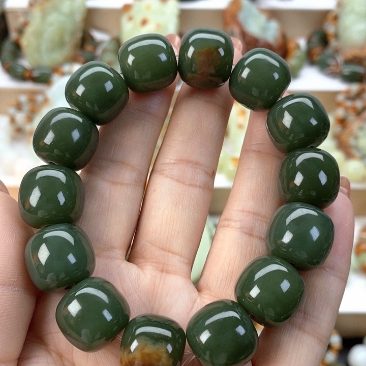 【闪购商品】透闪石质玉手串未镶嵌