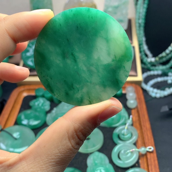 未镶嵌石英质玉珠宝半成品