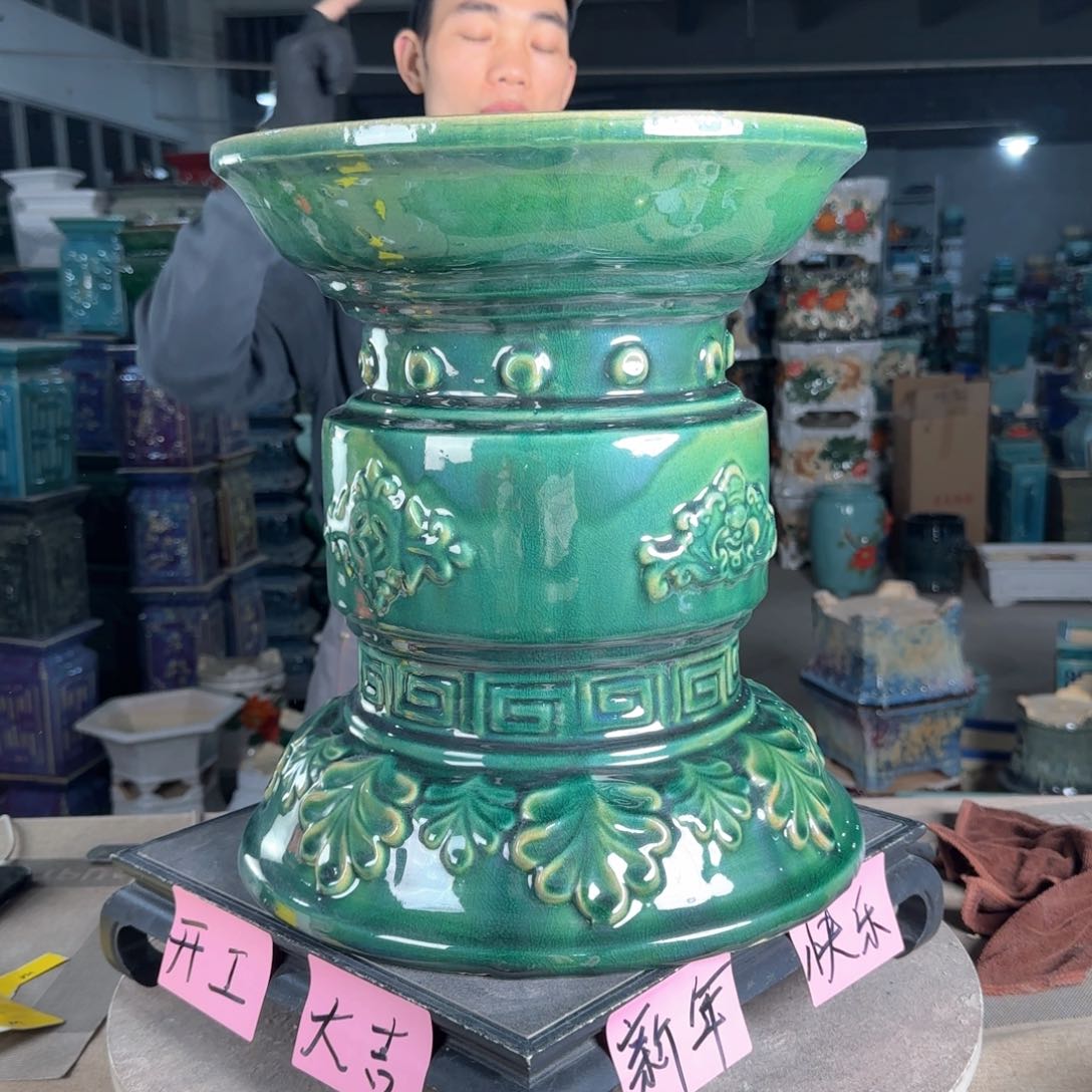 一风堂石湾花盆。