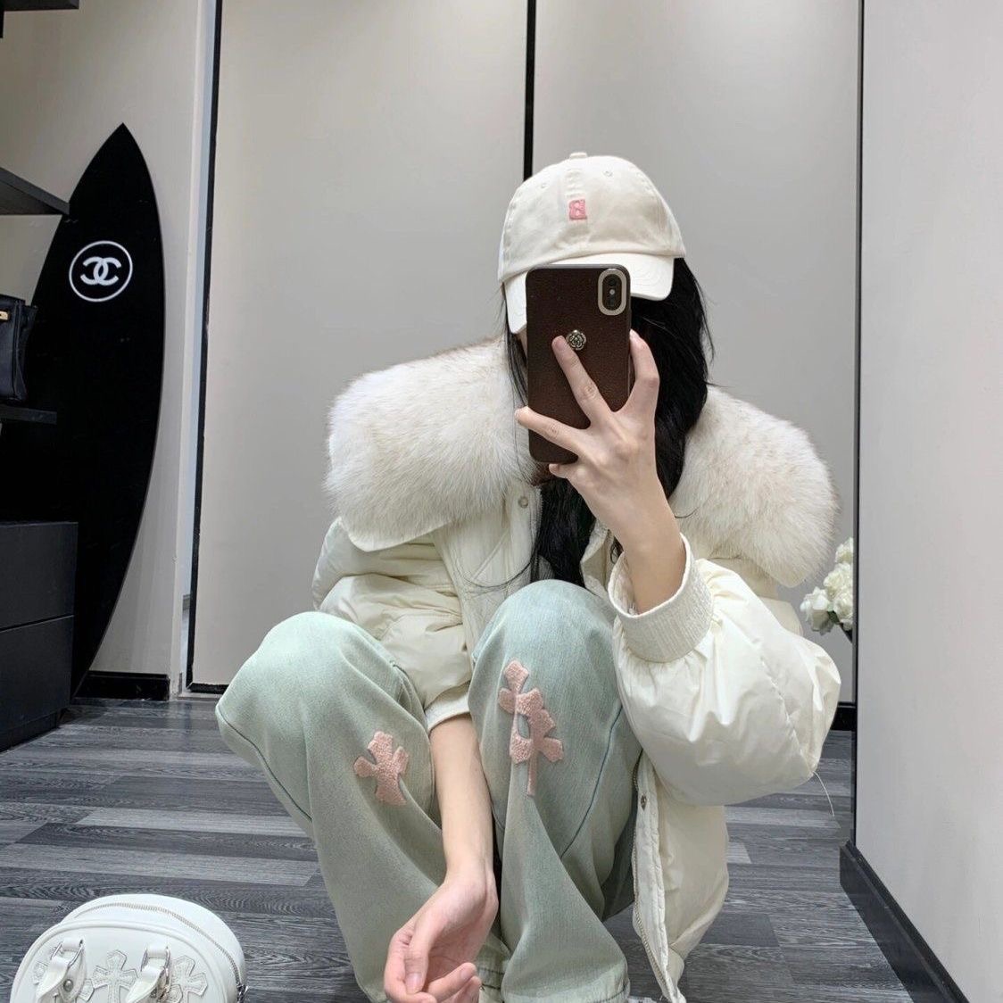 水洗牛仔裤粉色小时尚十字刺绣宽松设计感