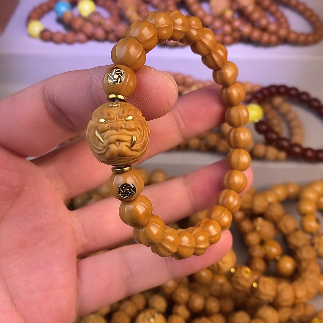 o***o猴头核桃手串全品小鲨鱼恶僧