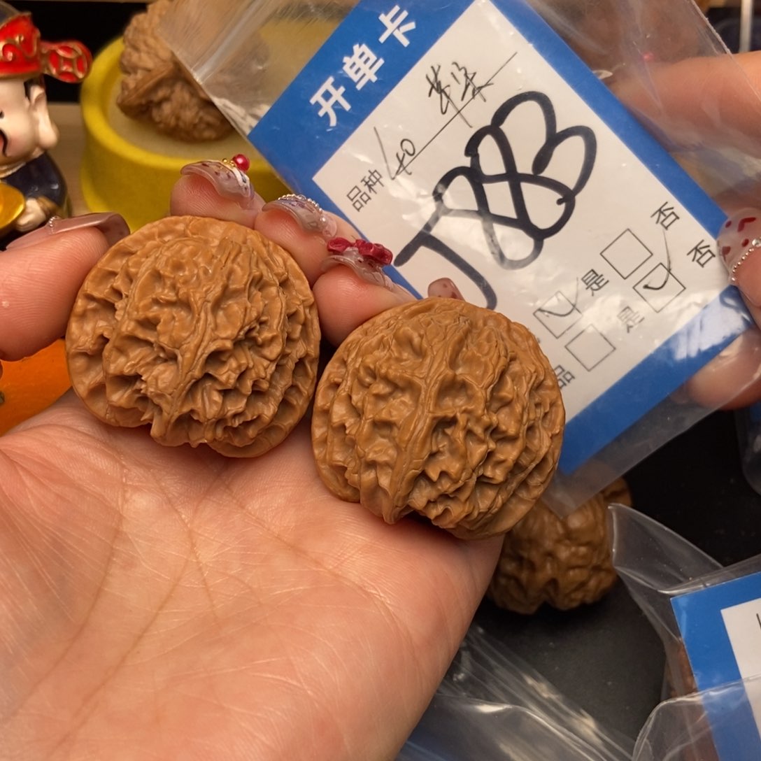 桃核吊坠核桃苹果园