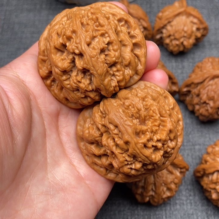 吊坠文玩核桃全品49粗筋