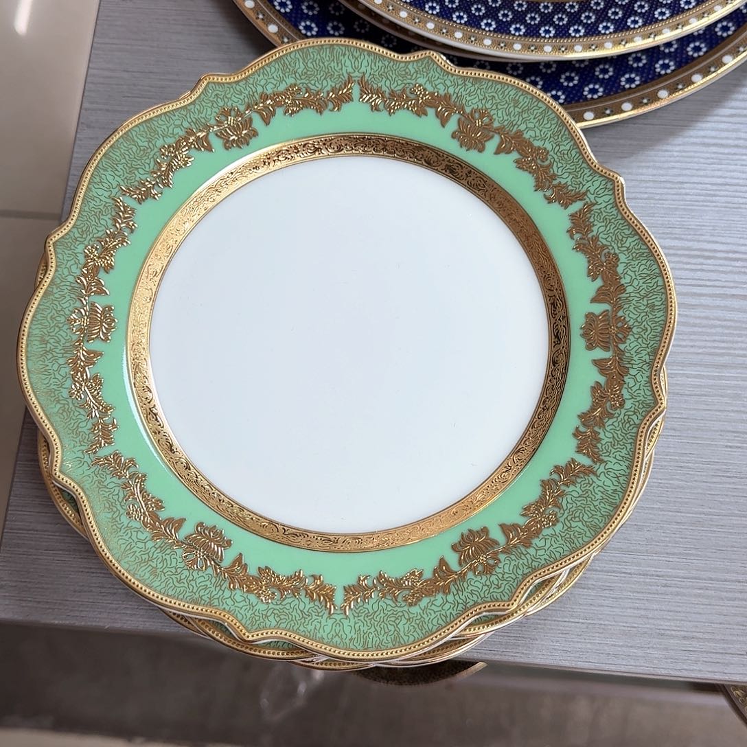 瓷片8英寸福利价2个