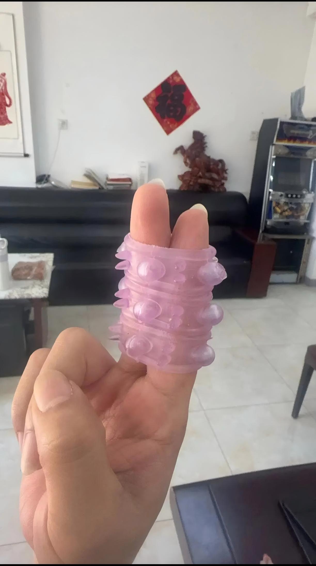 （拍一发一贵在运费不合适）小乌铠甲/头饰/加灯牌额外送1个到手2个