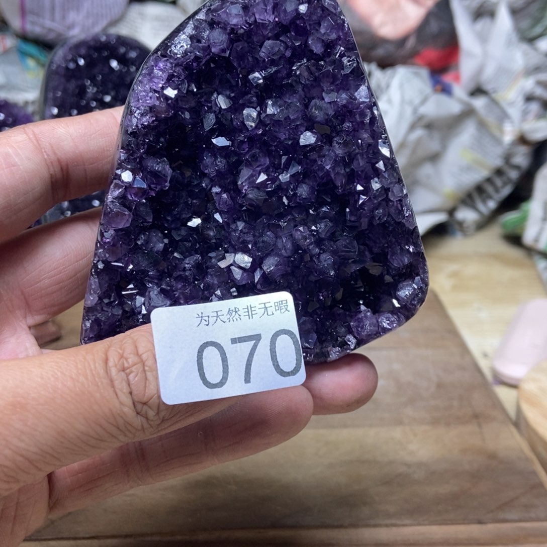 紫晶天然水晶摆件未镶嵌