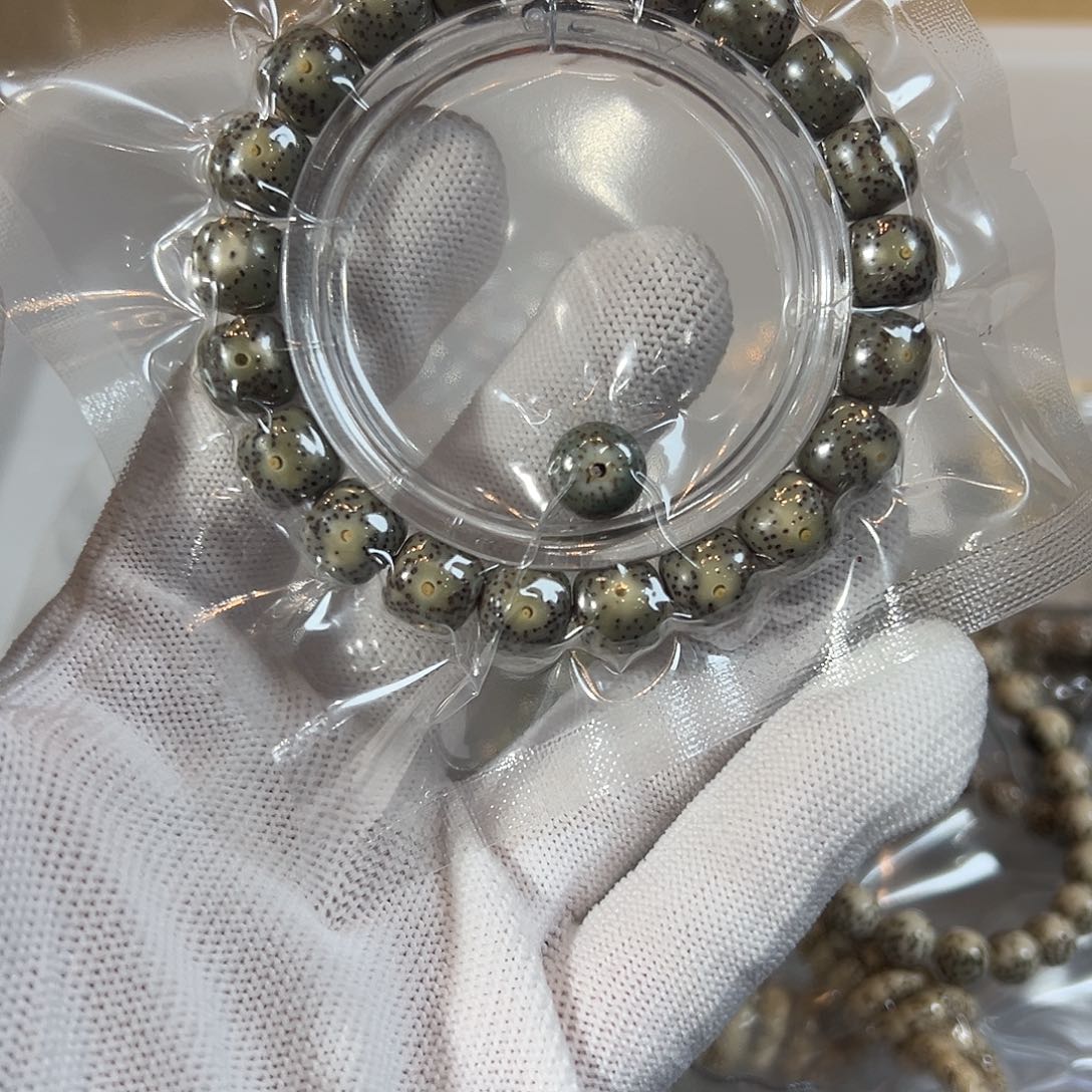 H***e星月菩提吊坠11的微瑕，433