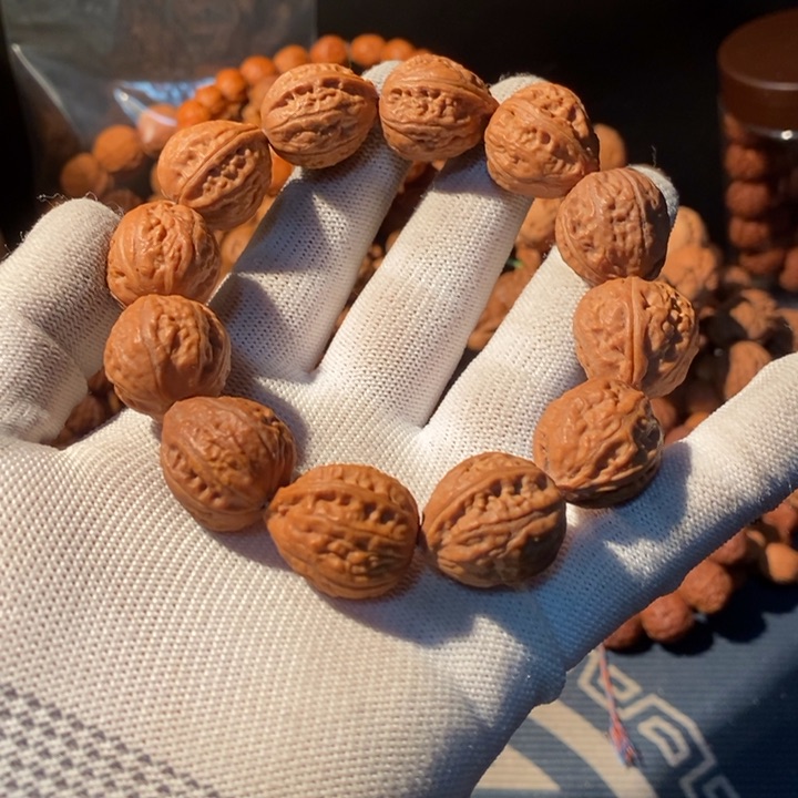 文玩核桃手串……13