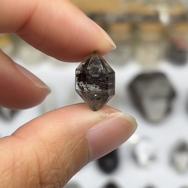 水晶颈饰未镶嵌指纹闪墨闪灵钻