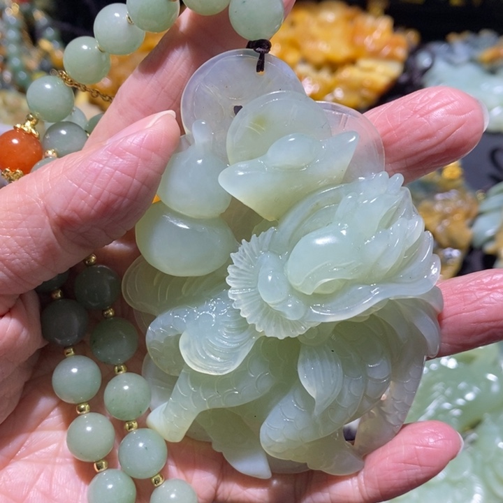 岫玉岫玉吊坠未镶嵌