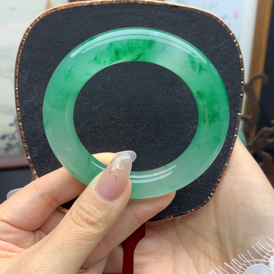 石英质玉手镯未镶嵌我**翔