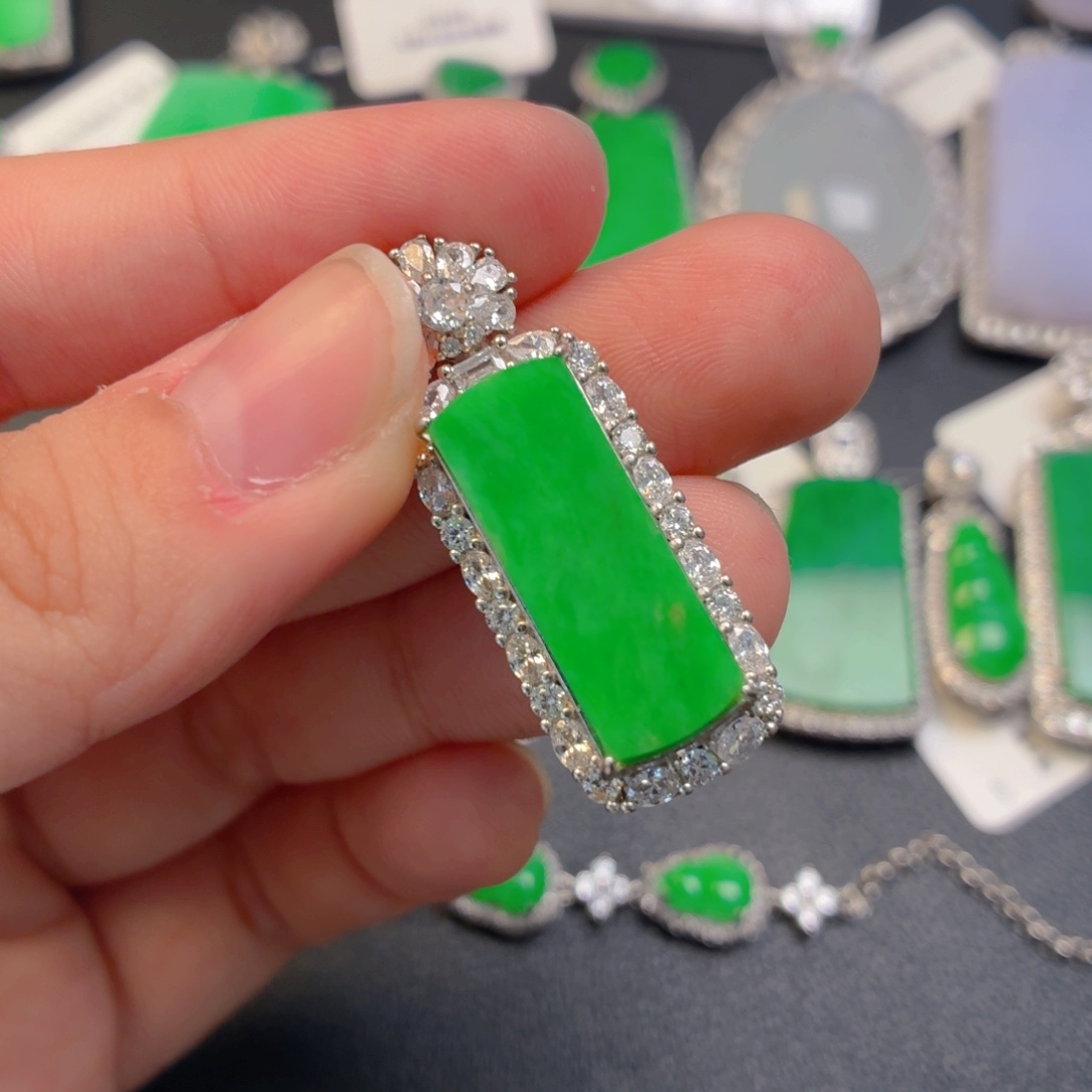 翡翠银S925镶嵌吊坠(不含链)