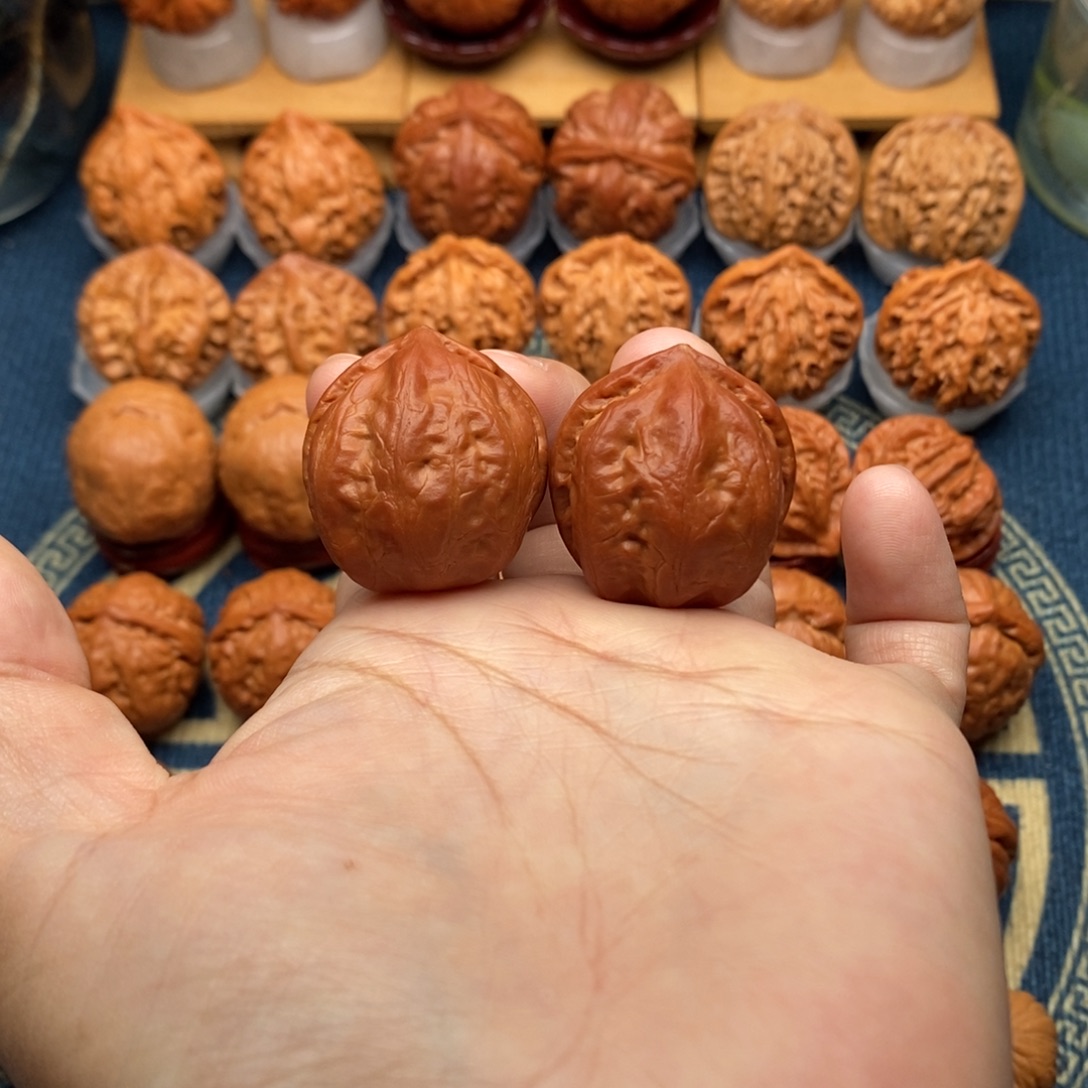 把件文玩核桃粗筋小肉龙
