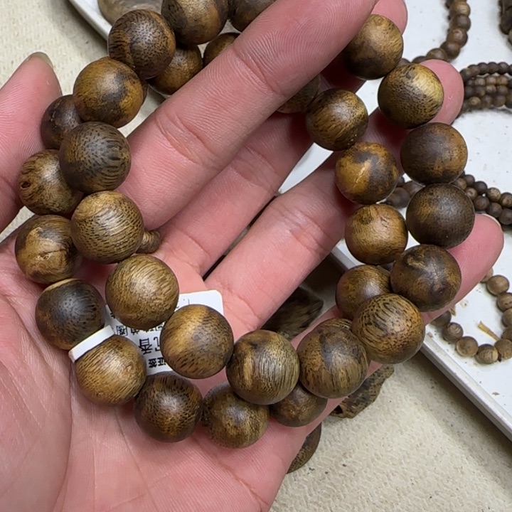 沉香木手串奇楠沉香圆珠单圈1.3-12g+瑕疵多样性发一条