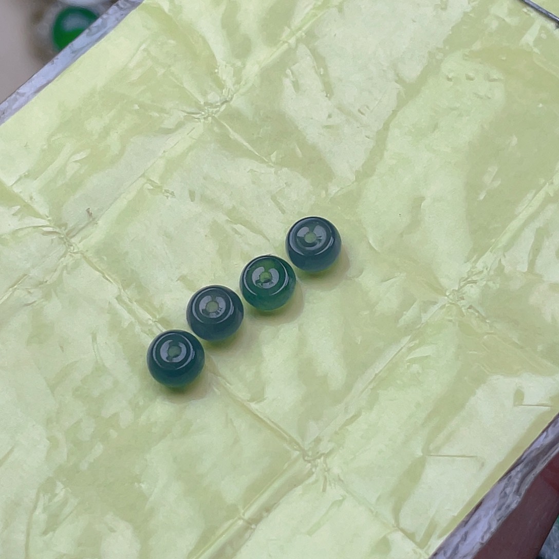 裸石翡翠天然翡翠蛋面