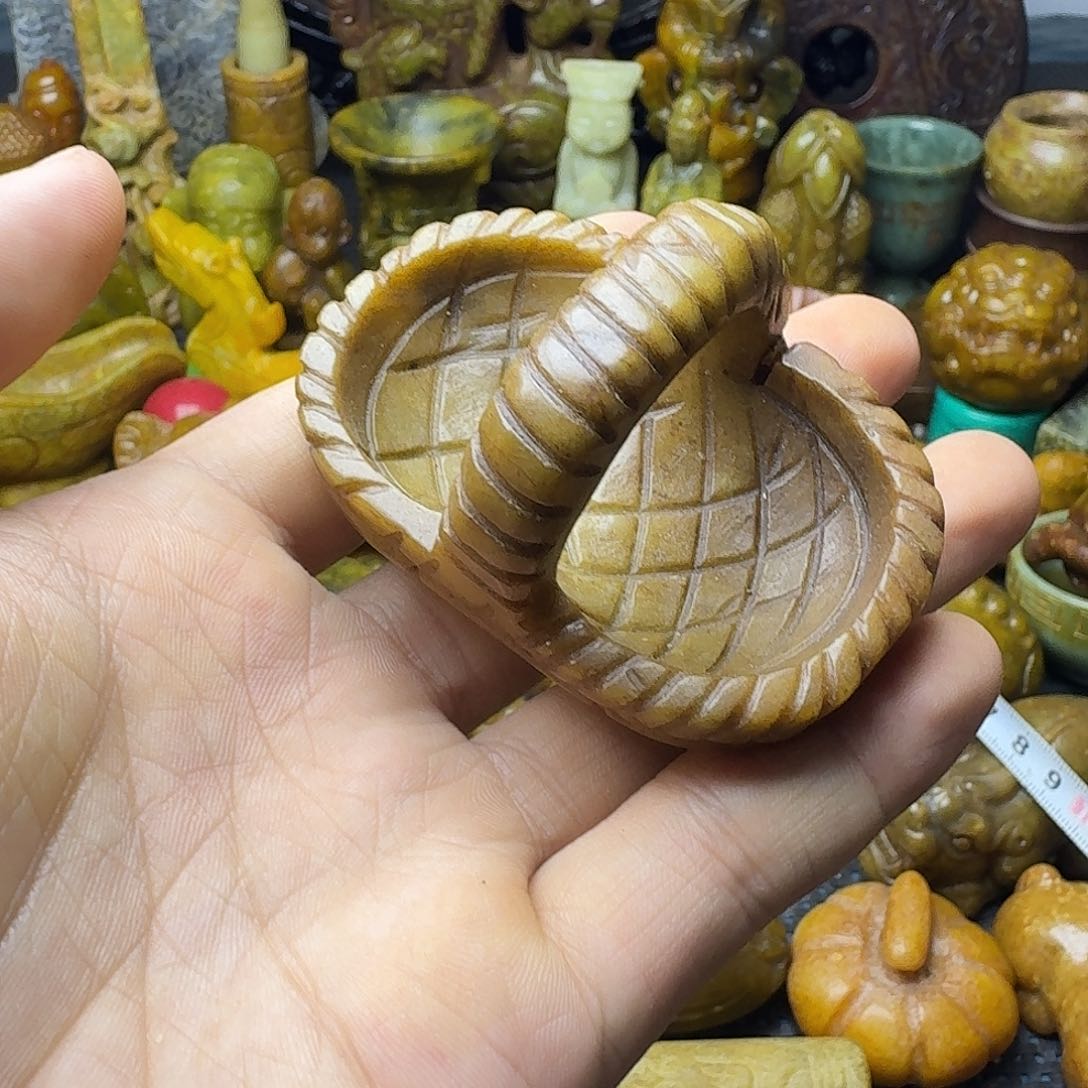 白玉菩提吊坠。。。