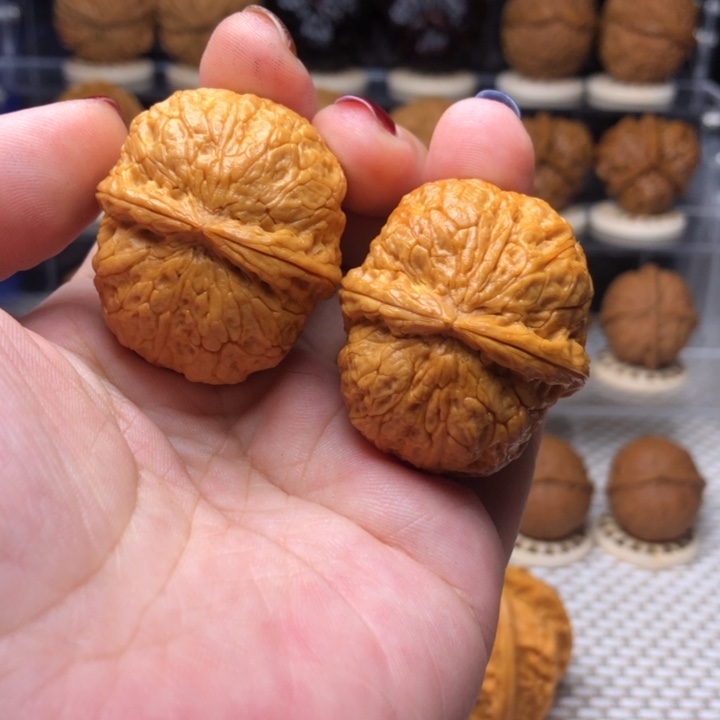 文玩核桃把件30金馒头38尺