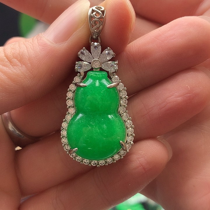 翡翠银S925镶嵌颈饰