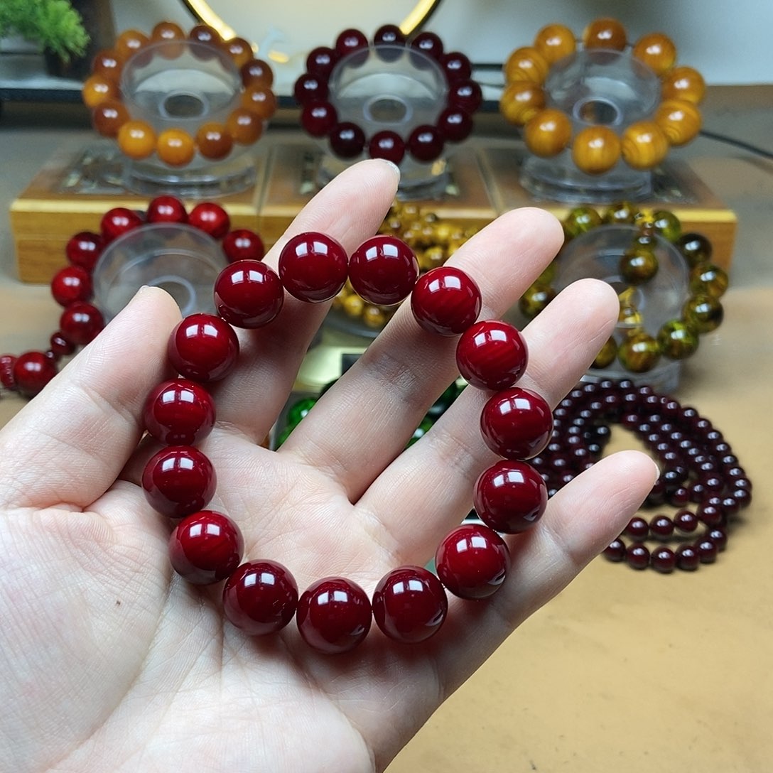 【闪购商品】贝壳杉（血龙木）手串/手链1.4x15颗