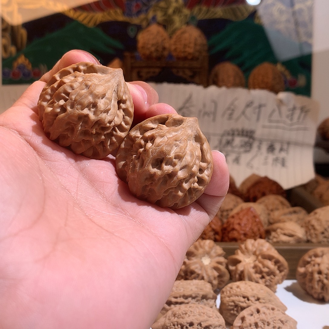 吊坠桃核37尺龙门涧全品