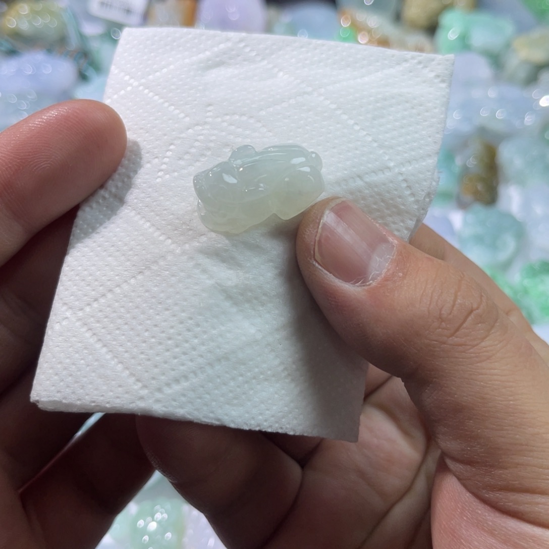 翡翠未镶嵌颈饰天然