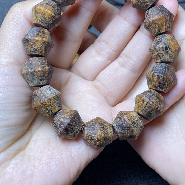 卍****༻贡木手串印贡1516新款