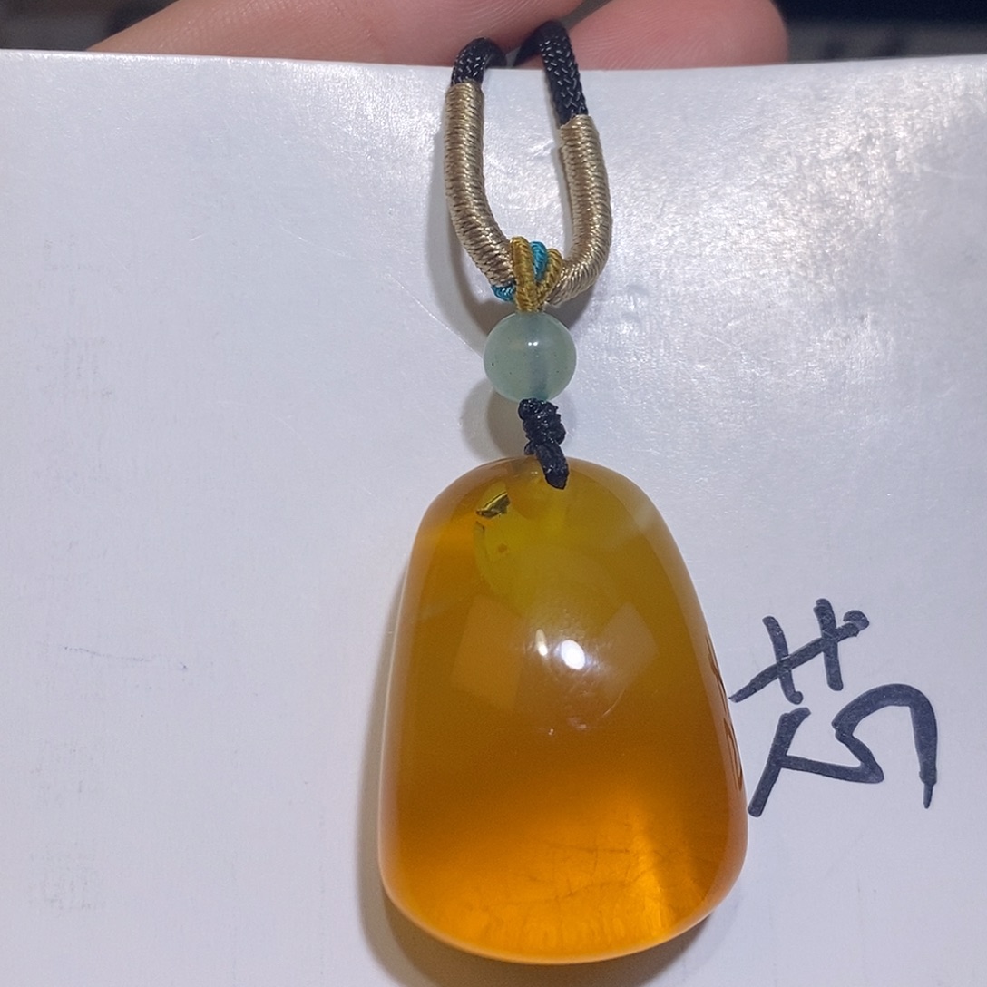 定制琥珀未镶嵌蜜蜡
