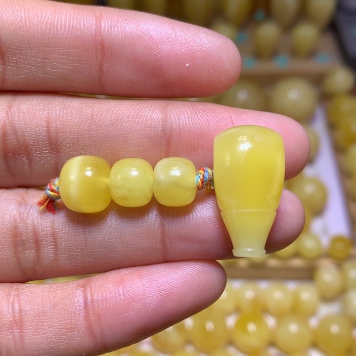 蜜蜡裸石未镶嵌天然俄料蜜蜡鸡油黄套装8.5-11.5