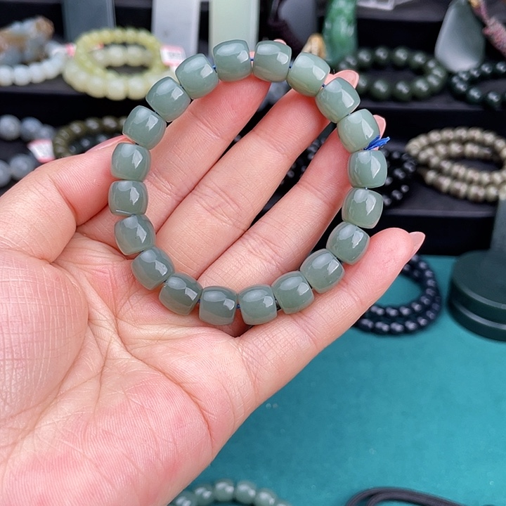 和田玉未镶嵌手链新疆且末冰低天空蓝卡10