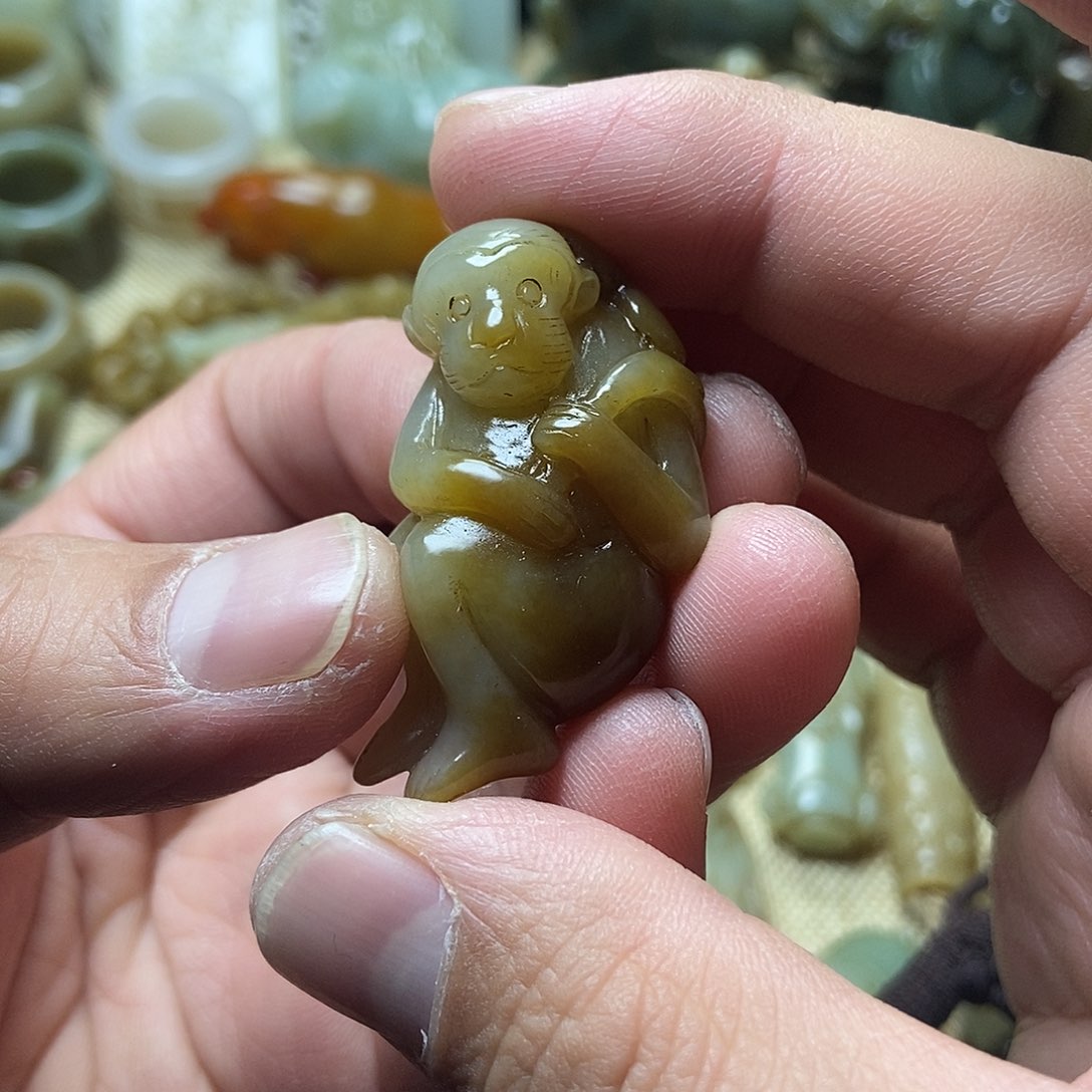 和田玉挂件未镶嵌