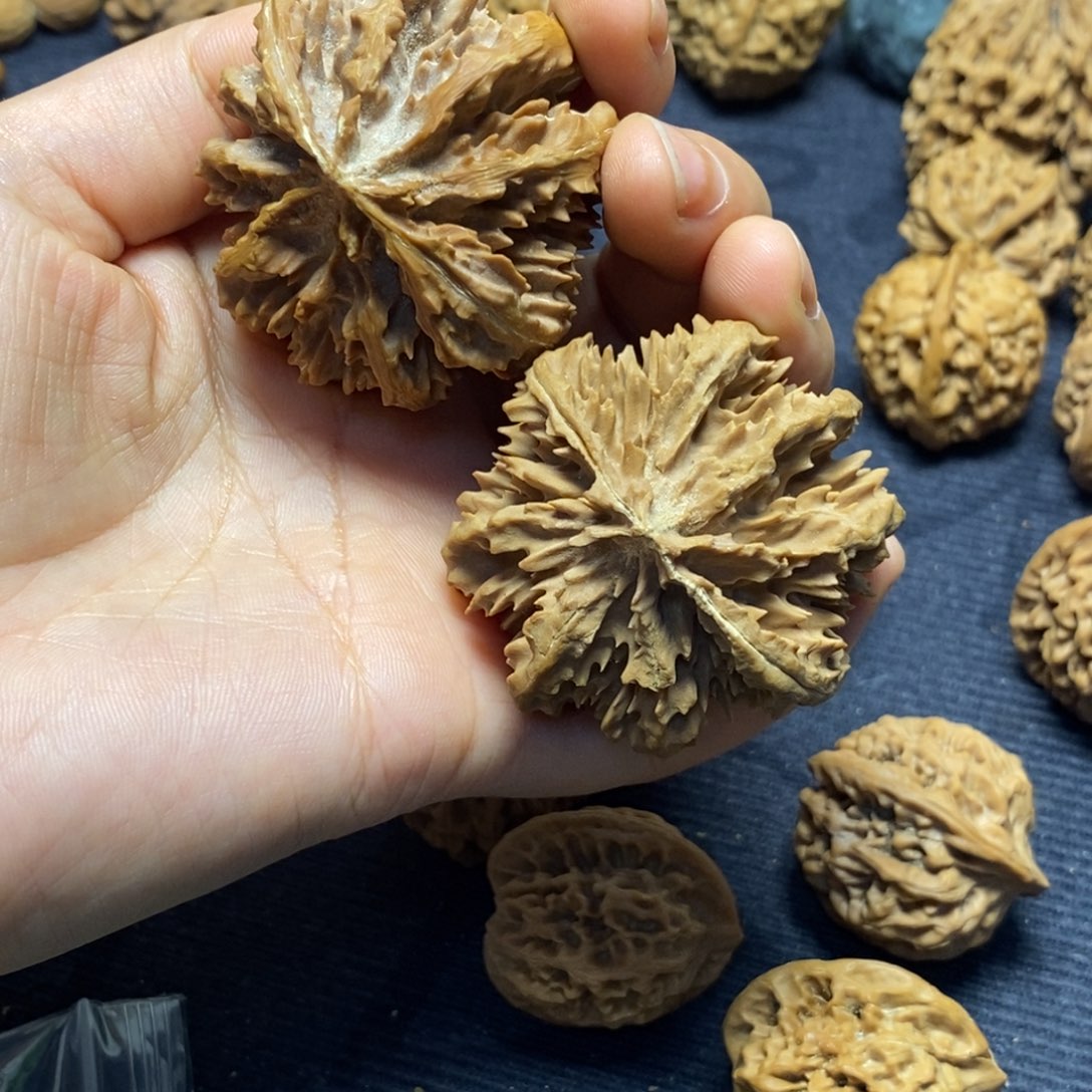 吊坠文玩核桃霸王花47有修福利