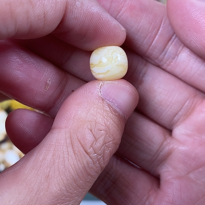 琥珀未镶嵌裸石我