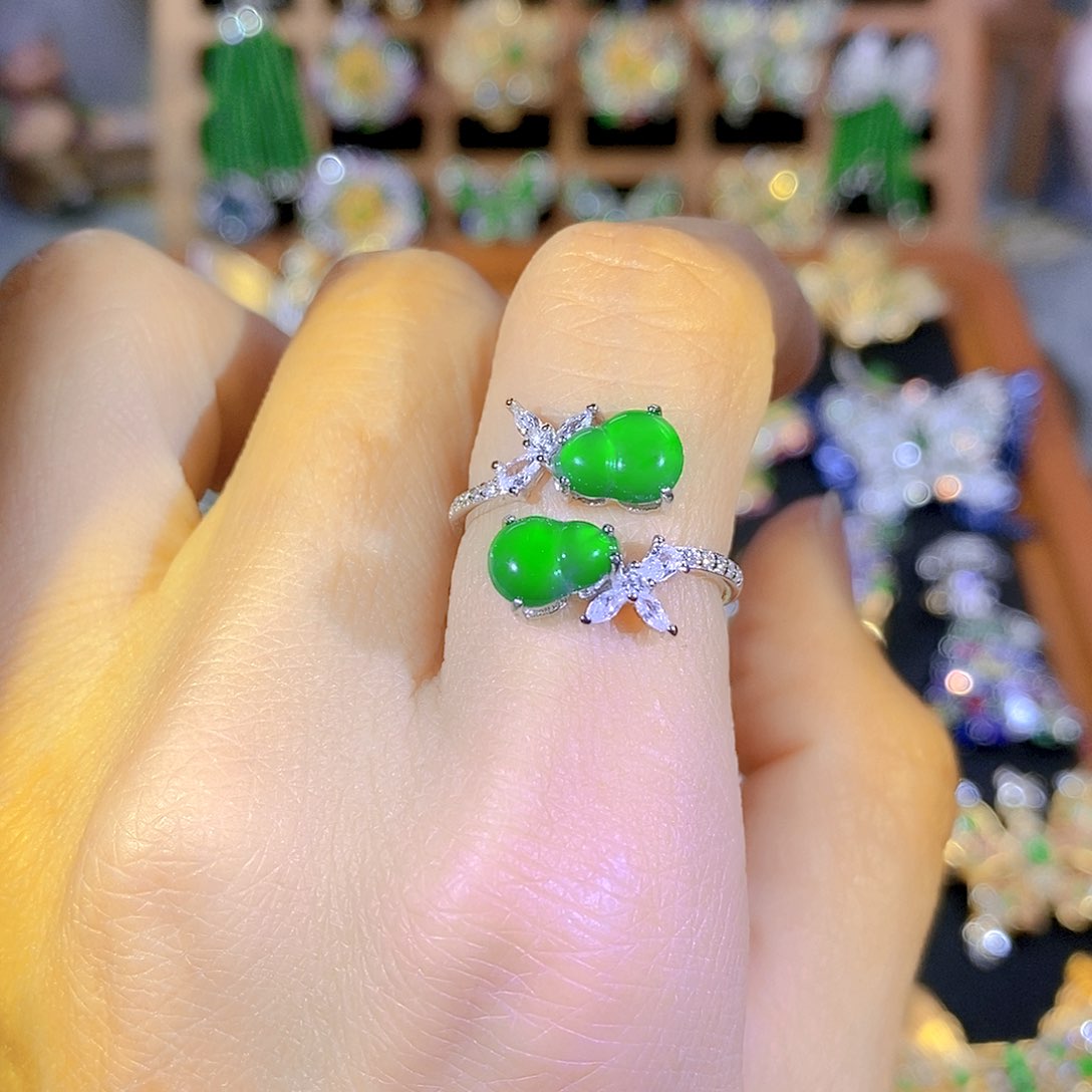 吊坠(不含链)银S925镶嵌翡翠