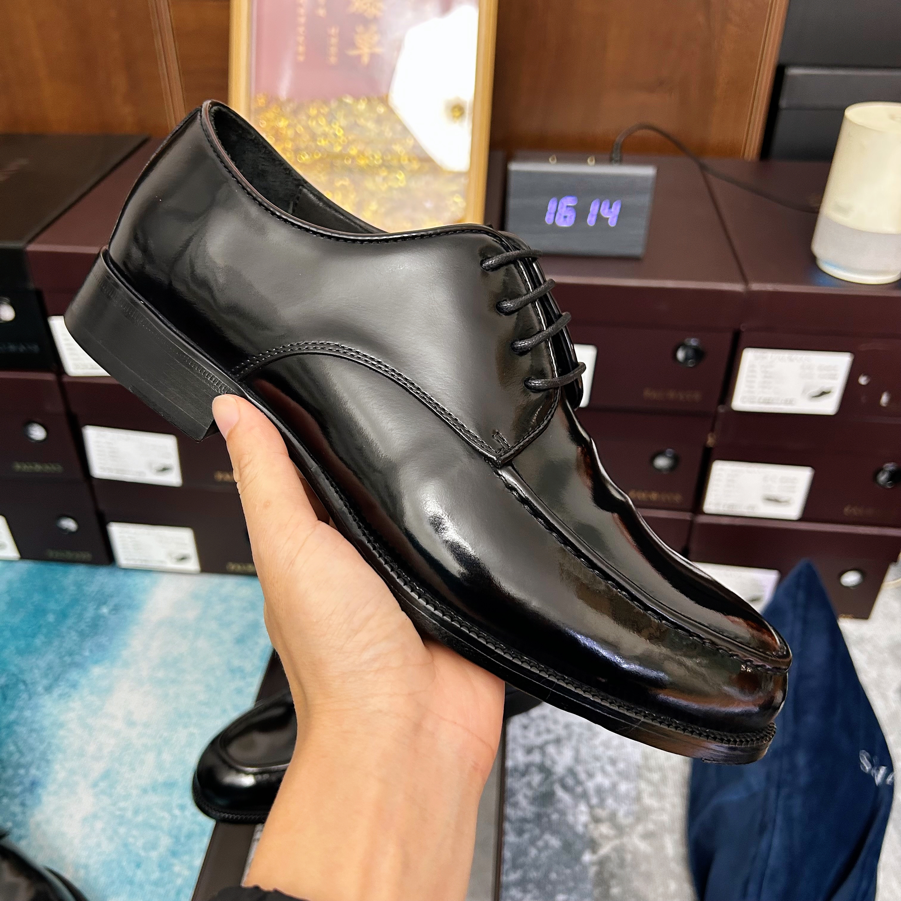 圆弧琴底系带尖头正装德比皮鞋英伦风百搭黑色男士时尚商务