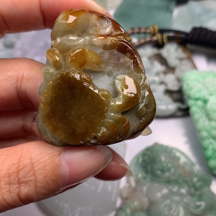 定制翡翠未镶嵌翡翠