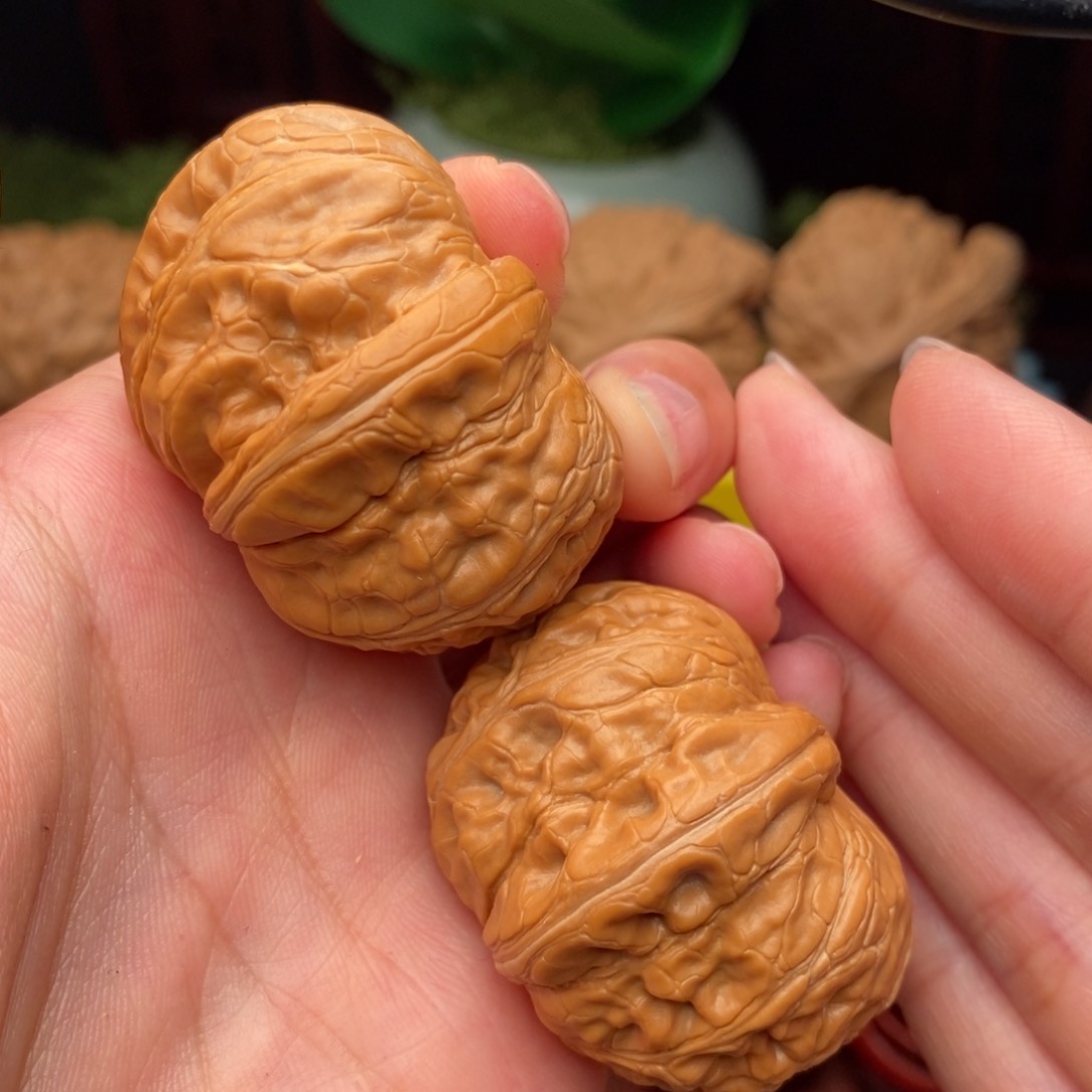 文玩核桃把件元宝42