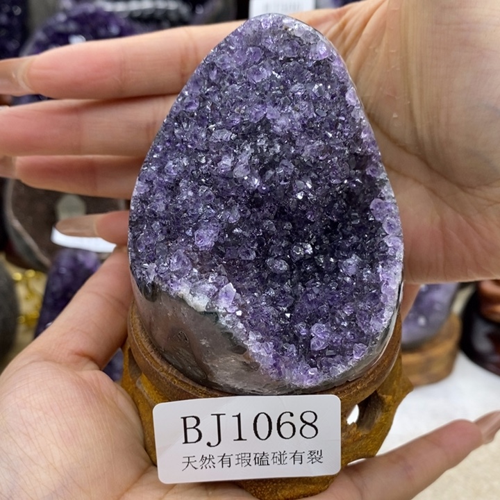 未镶嵌水晶大型摆件（非配饰）