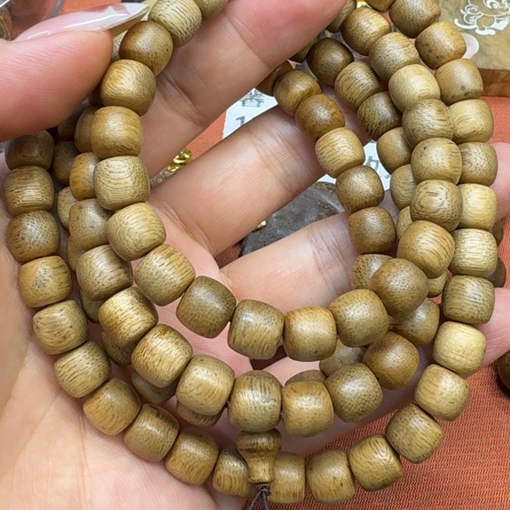 大叶紫檀（黑酸枝木类）