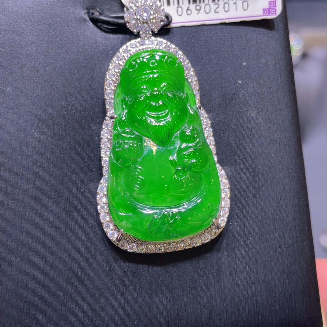 翡翠未镶嵌项链吊坠