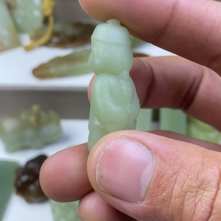 和田玉（黄玉）未镶嵌颈饰