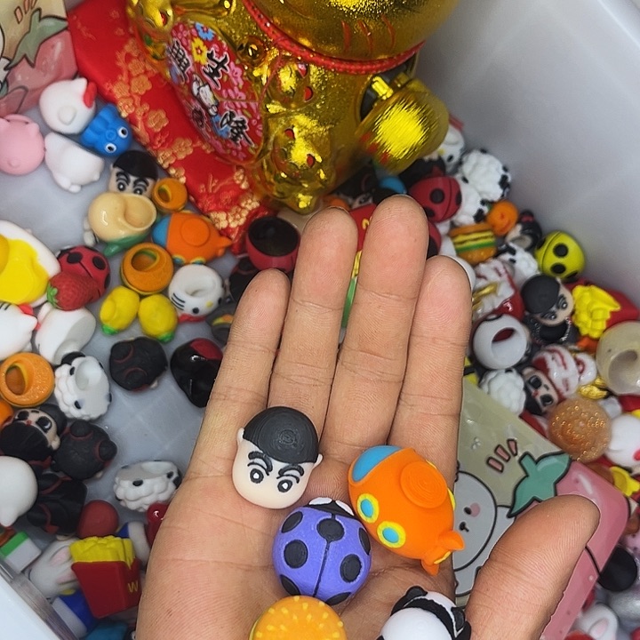 红****刚刚割发代首山山水水