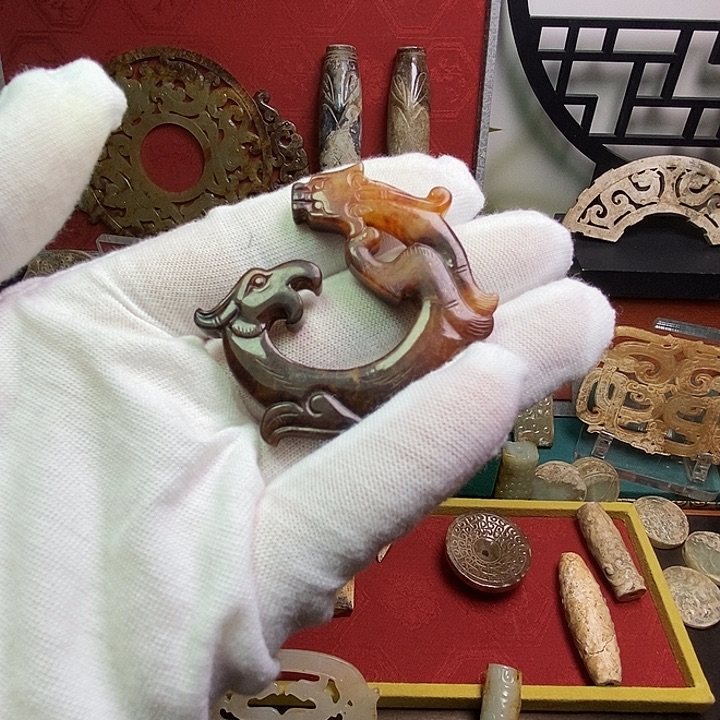 和田玉（糖玉）颈饰未镶嵌鱼****）