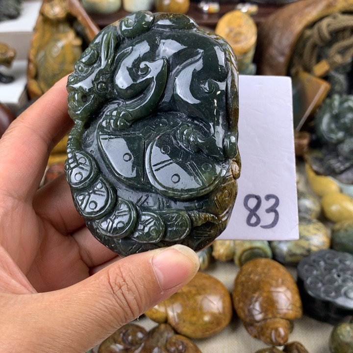 岫岩河磨玉（透闪石质玉）未镶嵌珠宝奇石