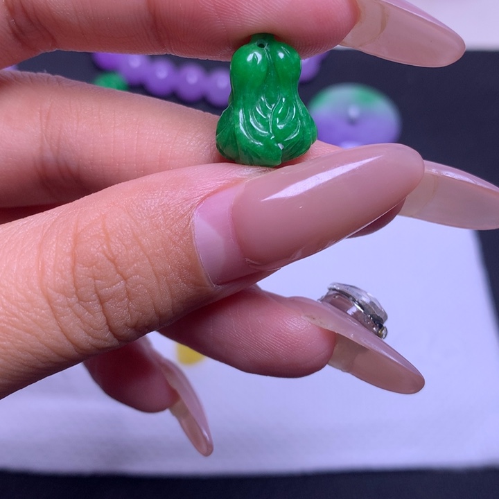 翡翠未镶嵌颈饰无镶嵌12