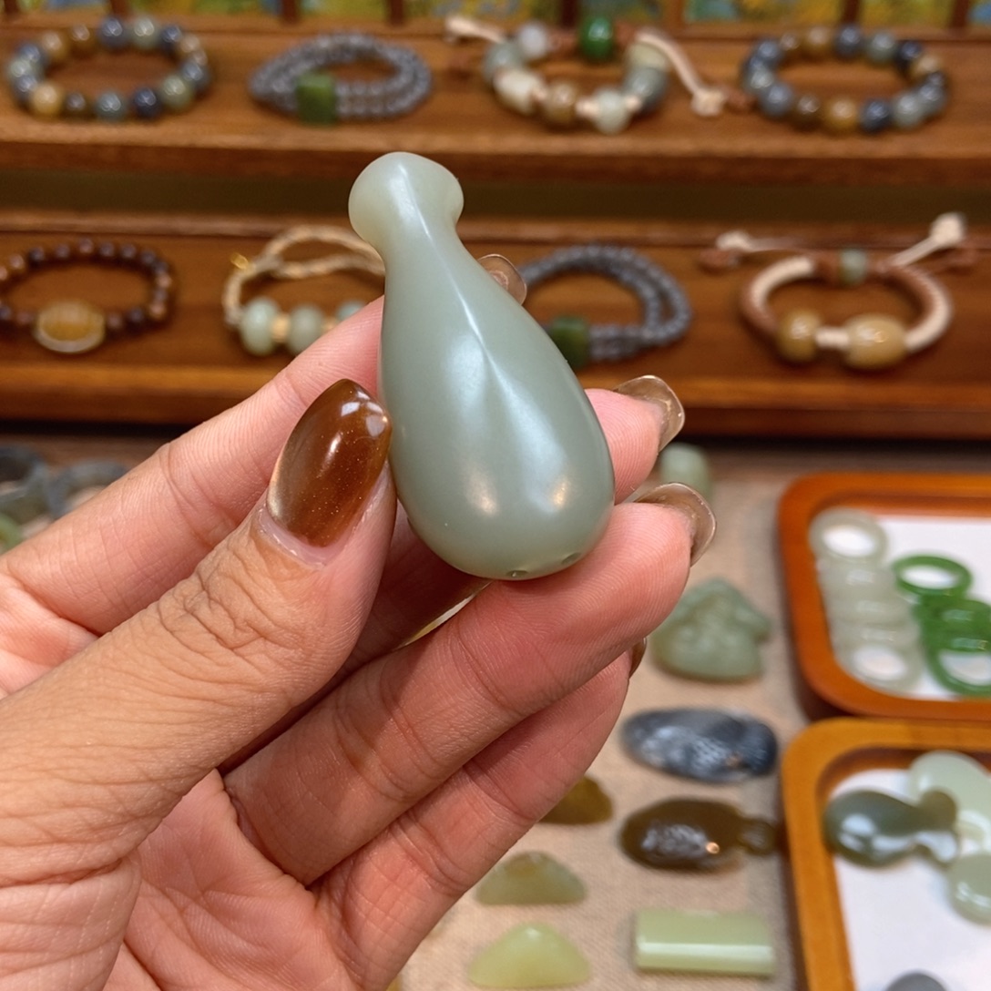 迷***R和田玉未镶嵌吊坠(不含链)